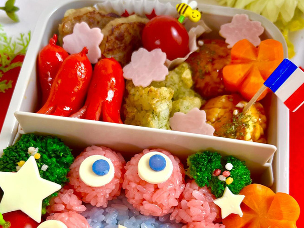 息子のリクエストに応えて…　母が作った弁当に「天才や」「開けたら感動」