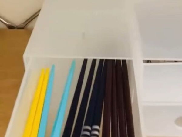 無印の小物収納ボックスはキッチンでも大活躍！　すっぽり収納術に「すぐ真似したい」