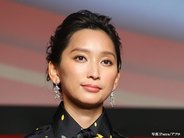 夜空一面のオーロラが話題！　フィンランド暮らしの杏が美しすぎる風景を公開