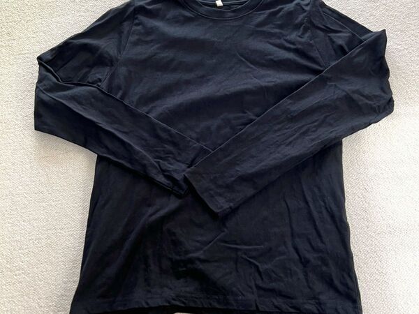 黒い服が色落ちしない！　企業が教える洗濯と保管テクニックに「これなら安心」