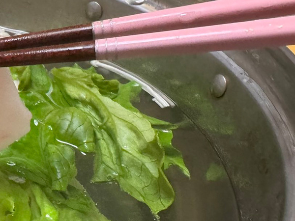 買いすぎたレタス、どう消費する？　方法に「ハマると抜け出せない」「無限に食べられる」