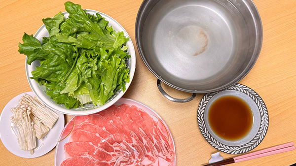 買いすぎたレタス、どう消費する？　方法に「ハマると抜け出せない」「無限に食べられる」