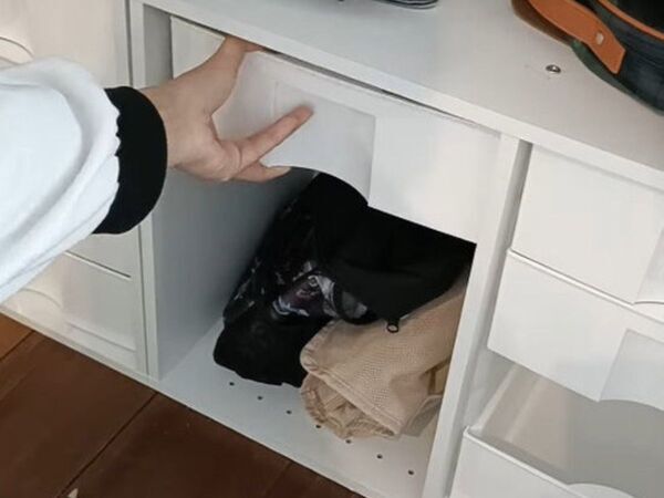 カラーボックス収納を使いこなす活用法とは？　デッドスペースがなくなる解決策に「真似したい」