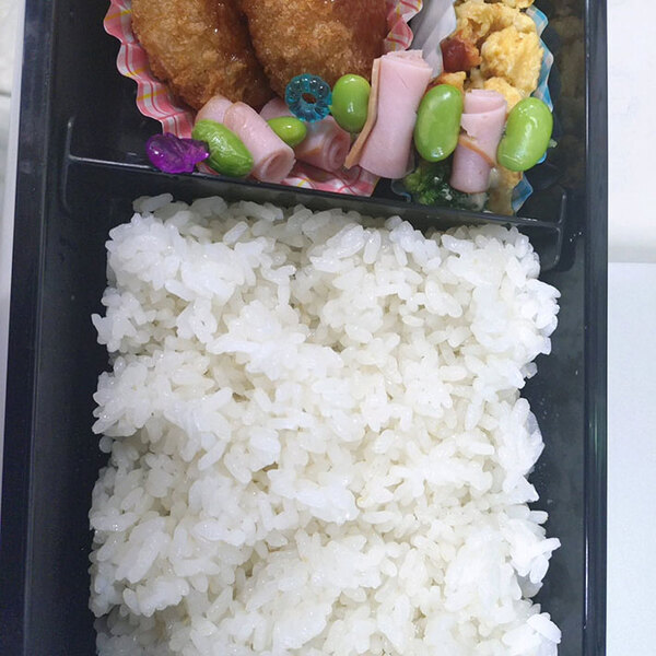 娘が作った弁当に、夫「泣きそう」　中身を見て感動した『ワケ』とは？