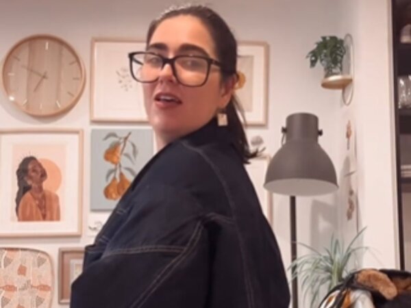 「きっとみんながマネをする」　女性の服装の『失敗』が絶賛される