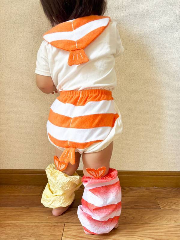 「２７歳もこれやりたい」「心が浄化された」　１歳『ギャル』の足を見ると？