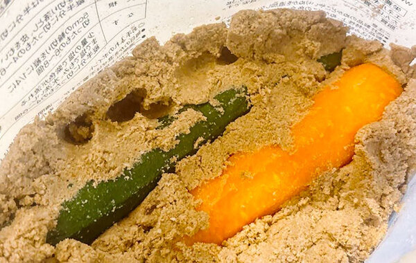 卵の殻を砕いて入れると…？　無印の豆知識に「驚いた」「子供が喜んだ」