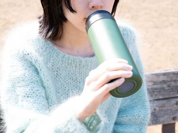 水筒に『牛乳』は絶対ダメ！　メーカーの注意喚起に「子供にも伝える」