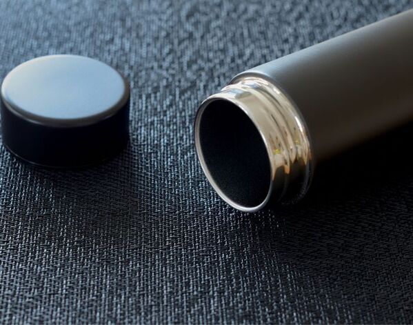 水筒に『牛乳』は絶対ダメ！　メーカーの注意喚起に「子供にも伝える」