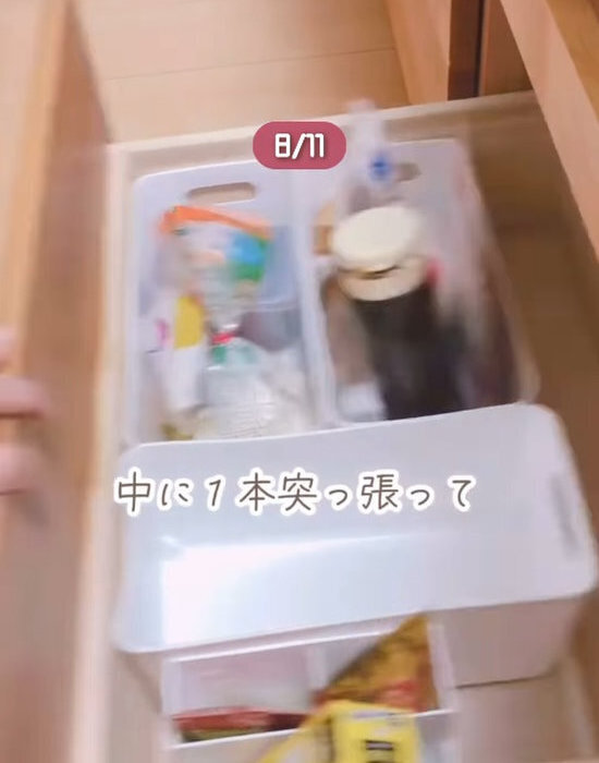 突っ張り棒の活用法が天才的すぎた！　収納アイディアに「今度真似したい」