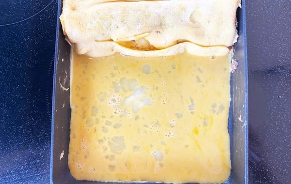 焼いた卵にのせて…　できた簡単おかずに「家族が絶賛」「定番メニューに決定！」