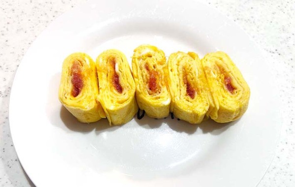 一見、普通の玉子焼き　カットすると…「子供のテンションアップ！」