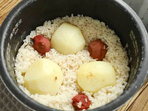 意外な具材の『炊き込みご飯』　組み合わせに「最高」「この発想はなかった」