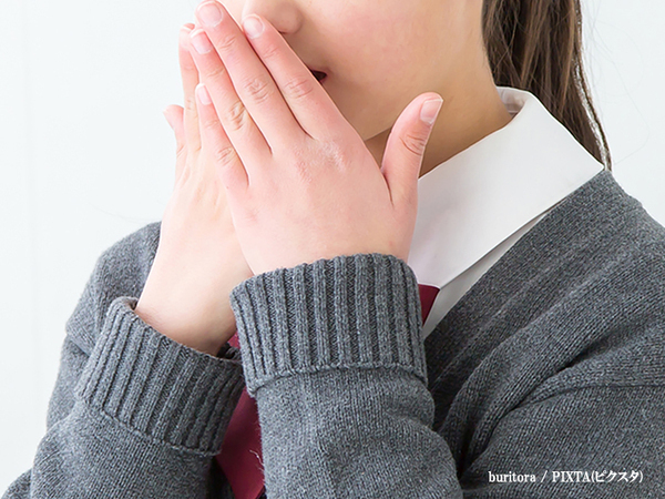 初めて『使い捨てカメラ』を触った中学生娘　飛び出た言葉に「おばちゃん泣いたわ」「これが令和か」