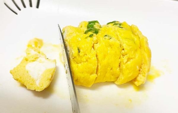 まだフライパンで作ってる？　卵焼きの作り方に「ふんわり」「弁当にピッタリ」