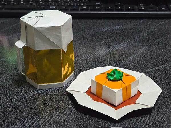 プロの『折り紙』に１０万人が驚き　「おいしそう」「飾って眺めたい！」