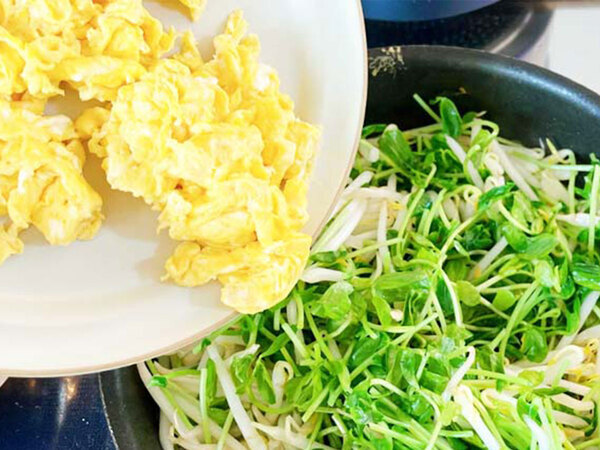 鶏がらスープの素で作るのは？　味の素提案のレシピに「無限に食べられる！」