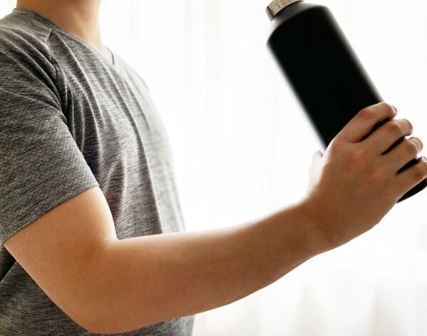 水筒に『スポドリ』を入れたら絶対やって！　企業の助言に「怠ってました」