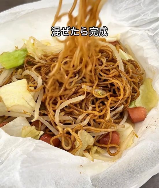 究極の『ズボラ焼きそば』って？　作り方に「想像以上」「私にぴったり」