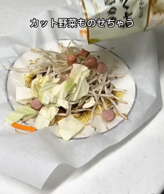 究極の『ズボラ焼きそば』って？　作り方に「想像以上」「私にぴったり」