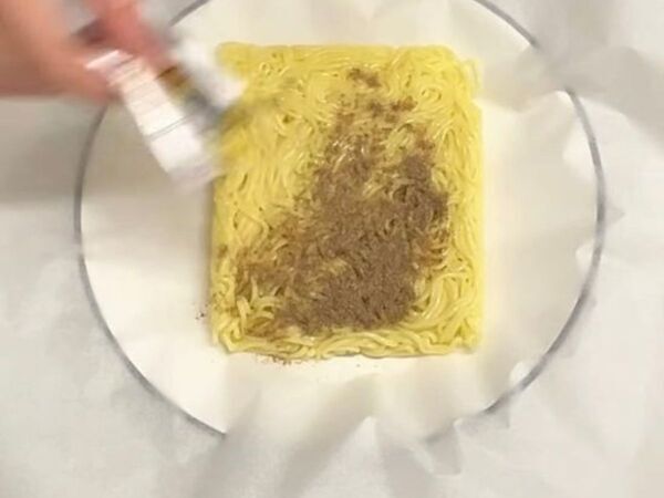 究極の『ズボラ焼きそば』って？　作り方に「想像以上」「私にぴったり」