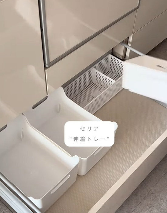 シンク下収納は１００均で整える！　驚きの収納術に「真似したい」「気になる」