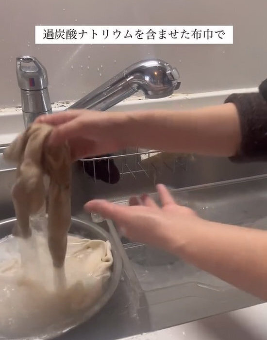 「何これすごい」　冷蔵庫の野菜室がピカピカ！　意外な掃除のコツに「知らなかった」