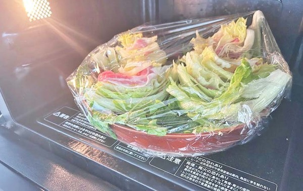 冷蔵庫に残ったレタス、どう食べる？　ミツカンの簡単おかずに「ひと玉ペロリ！」