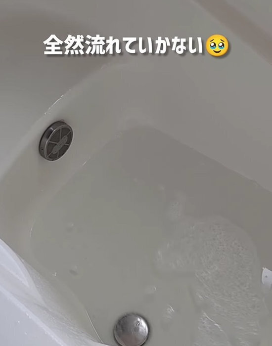 ストローに切り込みを入れて…　意外な掃除テクに「え、すごい」「絶対やる」