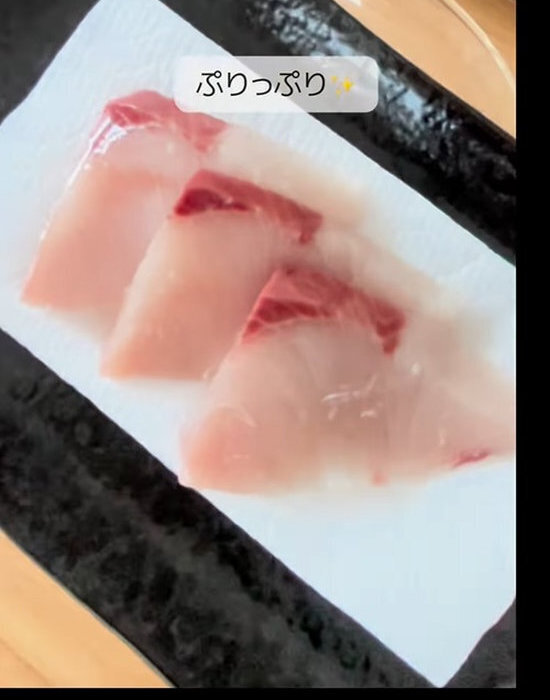 スーパーの刺身が５分で…？　ぷりぷりになる方法に「絶対おいしい」「やりたい！」