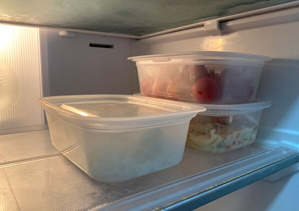 よくある普通のタッパーに見えるだろ？フタを外してみると…　「無印は裏切らん！」「もうこれしか使えない」