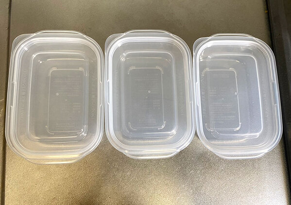 よくある普通のタッパーに見えるだろ？フタを外してみると…　「無印は裏切らん！」「もうこれしか使えない」