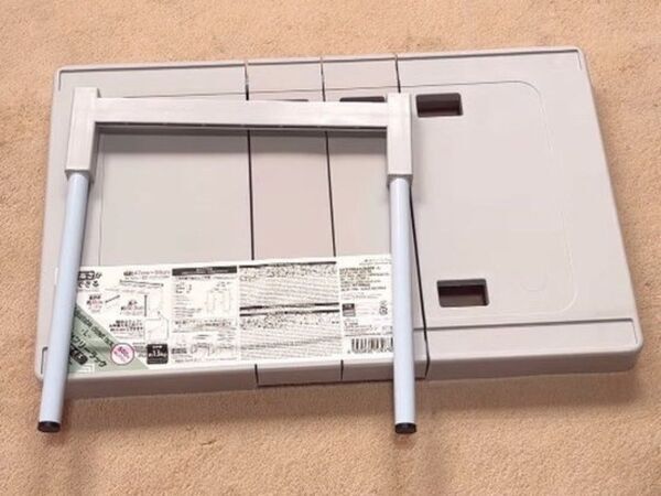 洗面台下の『デッドスペース』　ダイソーアイテムを使うと…　「収納力倍」