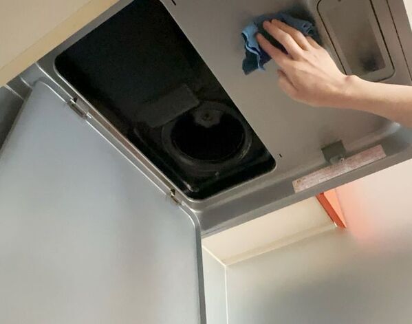 レンジフードの掃除を効率よく済ませるには？　企業が教える基本の掃除術が「参考になる！」