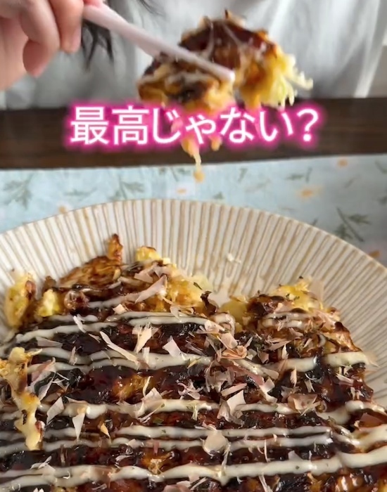 カットキャベツと卵を混ぜると…　調理テクに「今晩のおかず」「楽ちん」