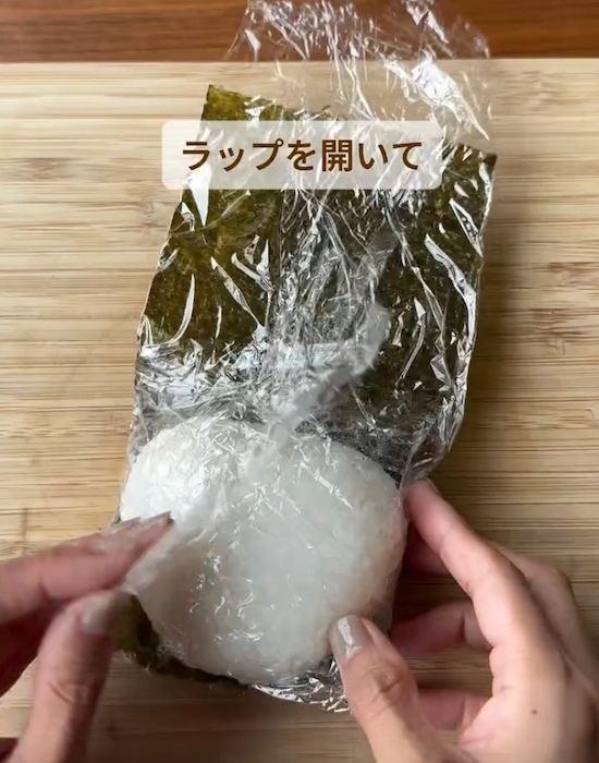 「海苔がふやけません」　包み方テクに「パリパリ」「今度やる」