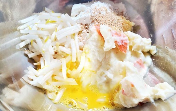 ポテトサラダが余ったら…？　意外なリメイクに「わざわざ買いたくなる！」