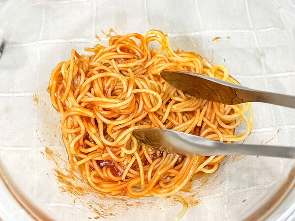 弁当に入れると持ち上がる…　パスタが固まらない方法に「ツルっと食べやすい！」