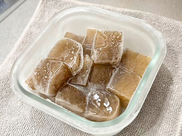 こんにゃくを冷凍すると…？　話題の簡単おかずに「プリプリ」「食べ応えあり」