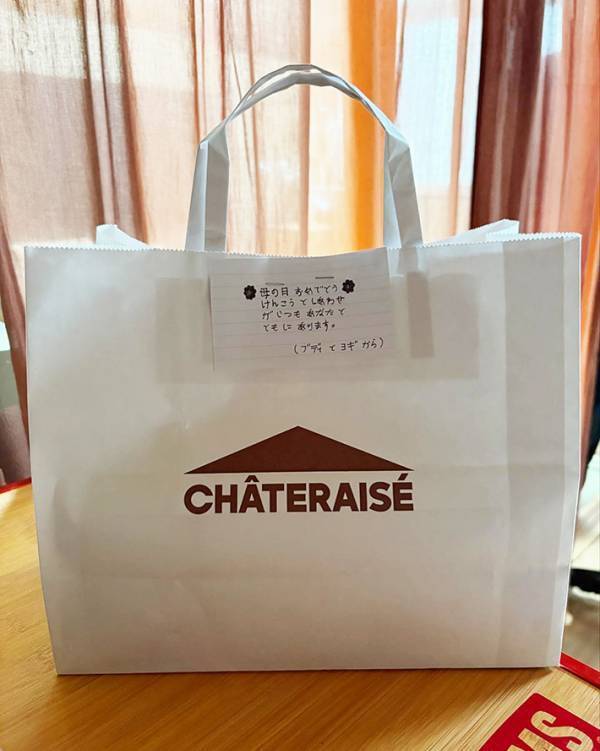 外国人従業員からプレゼント　手書きのメッセージに「胸がじーんとした」