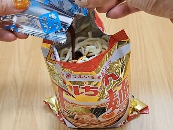 インスタント麺は非常食として使える！　お湯がなくても作れる方法に「知らなかった」