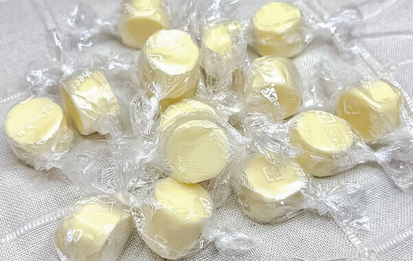 実は揚げるとおいしい！　餃子の皮で包んだのは…「食感がクセになる」「映える」