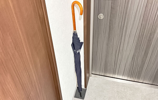 ダイソーで買った『滑り止めシート』　３つの使い道に「家中で役立った！」