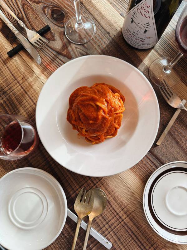 まさかの『違い』に１９万人が共感！　姉妹でそれぞれ同じパスタを撮ったら…？