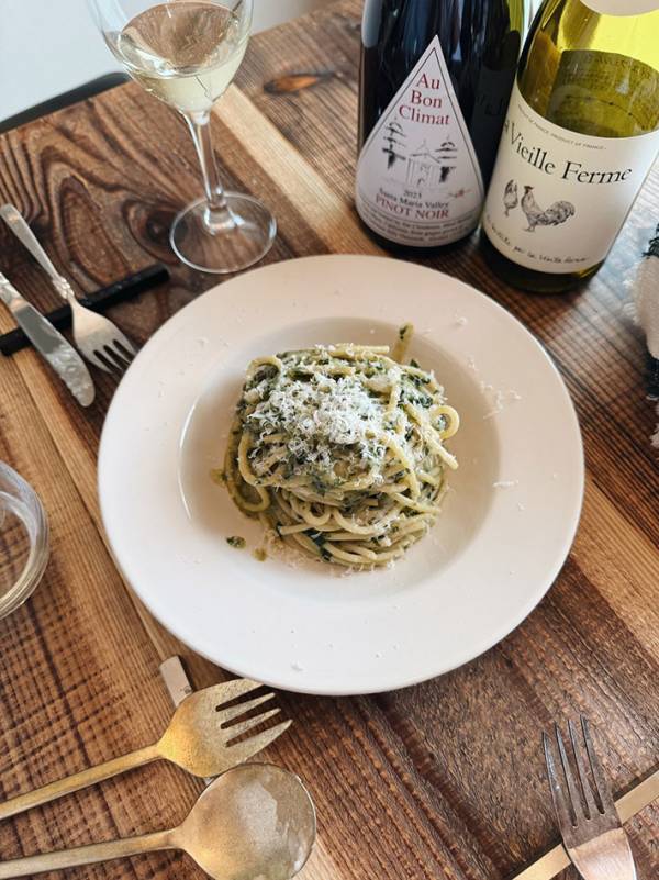 まさかの『違い』に１９万人が共感！　姉妹でそれぞれ同じパスタを撮ったら…？