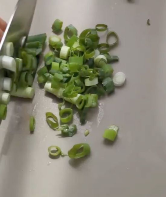 刻みネギを冷凍する時は…　今すぐ試したくなる目からウロコの冷凍テク３選