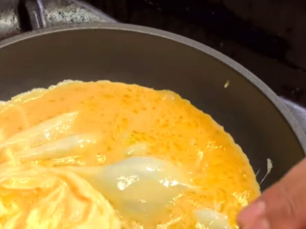 スクランブルエッグに『１３４万いいね！』　簡単テクニックに「見た目最高」