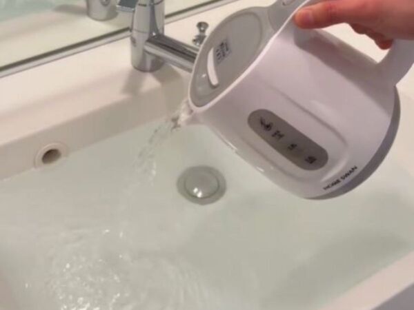 タオルの生乾き臭を撃退するには？　１００円グッズで「ここまで落ちるとは」