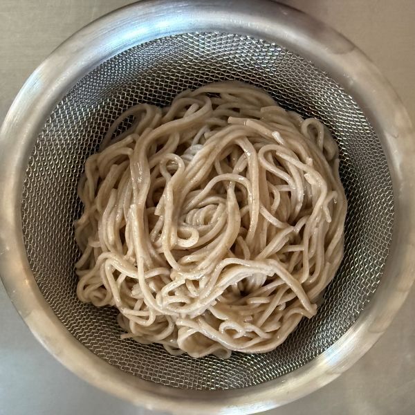 安いそばが『専門店の食感』に　裏技に「まさかコレで？」「感動レベル」