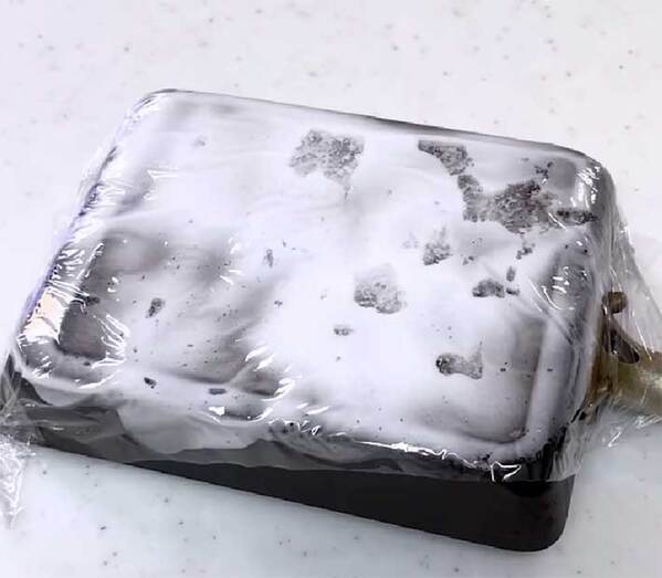 重曹と洗剤を混ぜて、放置すると…　「こんなに変わるの！？」「すごい…」